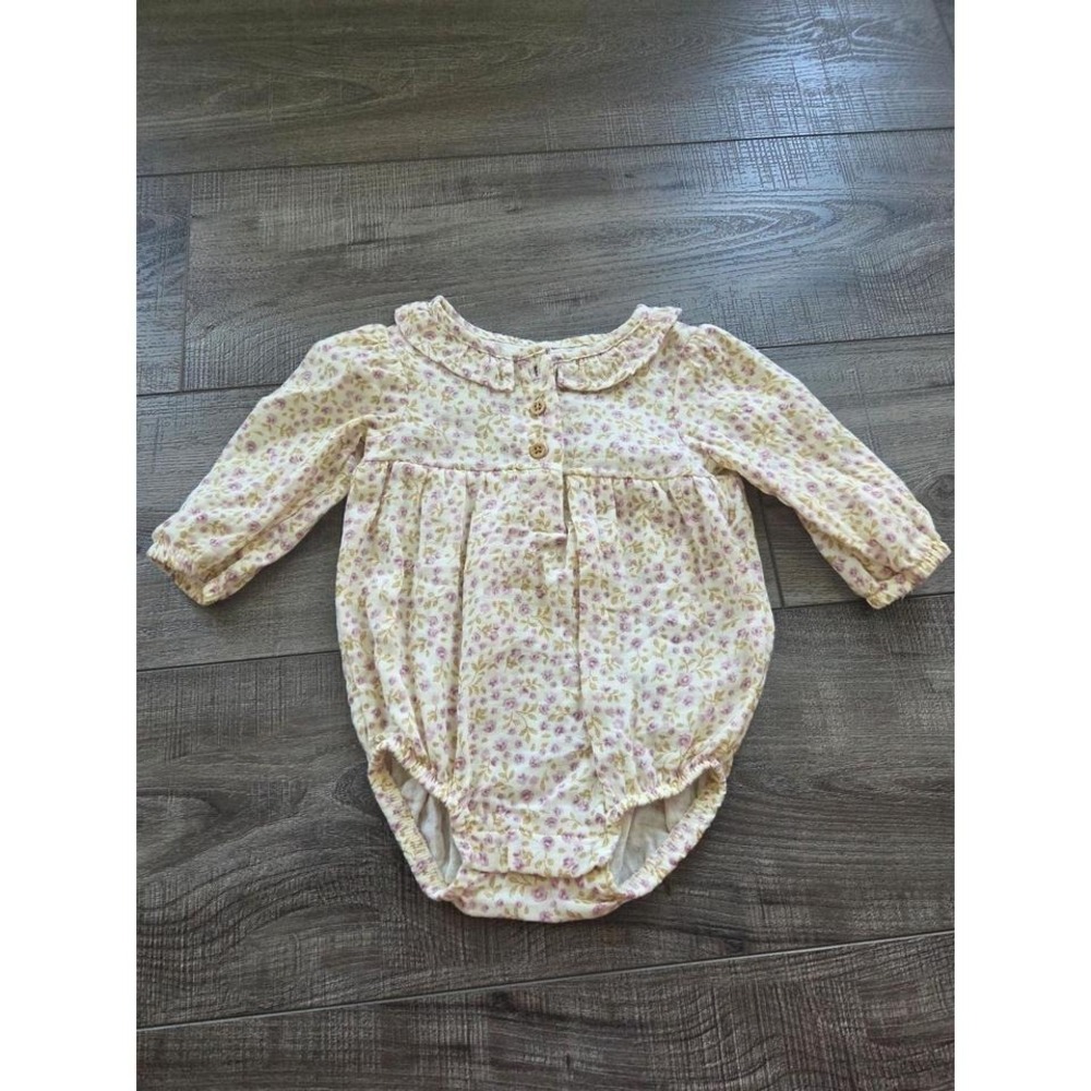 Little planet baby girl romper‎ 3 mos